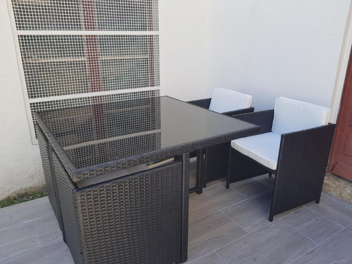 Studio 35M2 Terrasse Et Jardin Quartier Calme Au Centre Ville De Lourdes Esterno foto
